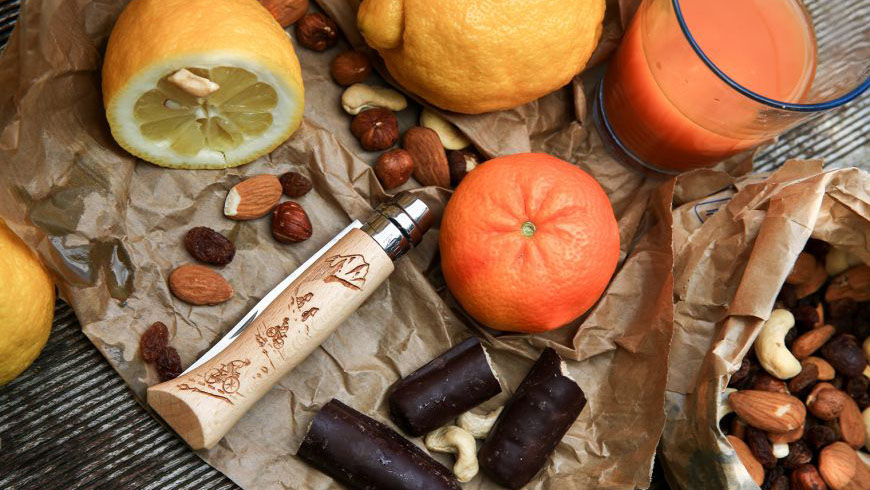 Opinel N°08 Inox - rozkładany nóż ze stali nierdzewnej z grawerem - wzór: Biking